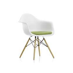 Eames Plastic Armchair DAW | Sillas | Vitra