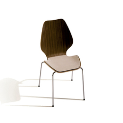 City Chair | Chaises | Fora Form