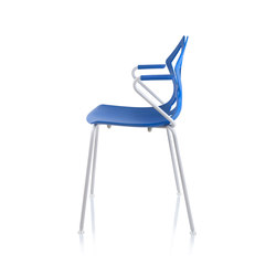 Zahira Sedia | Chairs | ALMA Design