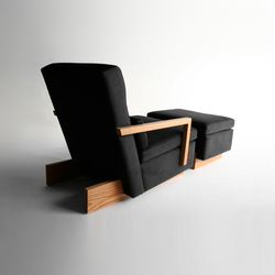 Trax Chair with Arms & Ottoman | Sillones | Phase Design