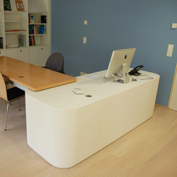 STARON® ARBEITSPLATZ - Objekttische von Staron | Architonic