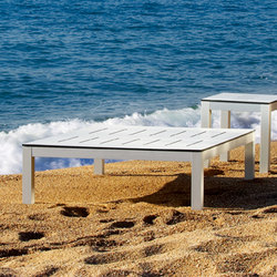 Mar de Aluminio Table | Coffee tables | Sistema Midi