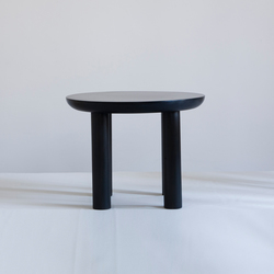 Wing low stool | 4-leg base | Karen Chekerdjian