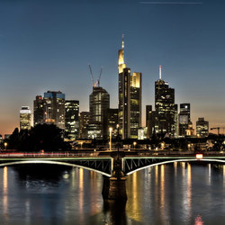 Frankfurt | River Main in Frankfurt at night | Fogli di plastica | wallunica