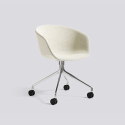 About A Chair AAC25 | Chaises | Hay