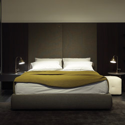 Laze bed | Beds | Poliform
