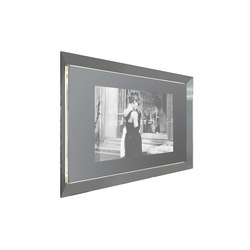 Prisma Mirror TV | Advertising displays | Reflex