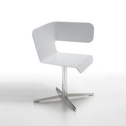Twiss Chair | with armrests | Design You Edit