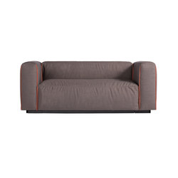 Cleon Armed Sofa | Sofas | Blu Dot