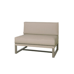 Mono sectional seat | Modular seating elements | Mamagreen