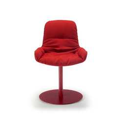 Leya | Armchair Low with central leg | Chairs | FREIFRAU MANUFAKTUR