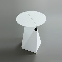 Kaiser Side Table | Tables d'appoint | S+ Systemmöbel