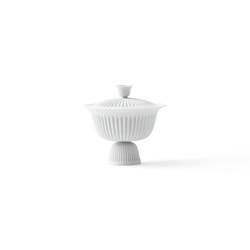 Tsé Tea cup with foot | Dining-table accessories | Lyngby Porcelæn