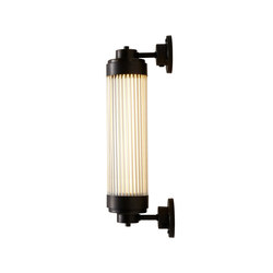 7216 Pillar Offset Wall Light LED, Weathered Brass | Wall lights | Original BTC