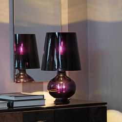 Fontana Fontana Total Black Lampe de table medium | Table lights | FontanaArte
