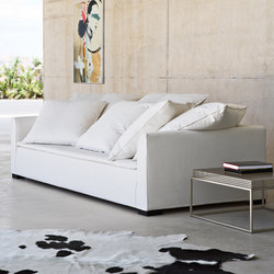 Ana sofa | with armrests | BALTUS