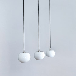 White Moons 3 Pendulum | Suspended lights | Licht im Raum