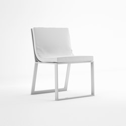 Blau Dining Chair | Chairs | GANDIABLASCO