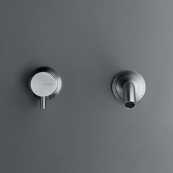 Built-in recessed wall mixer with 20 cm spout
