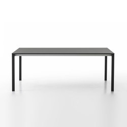 be-Easy table | Dining tables | Kristalia