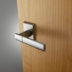 Wooster Square Series | H001 | Hinged door fittings | SARGENT