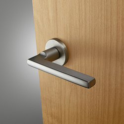 Centro Series | MD | Hinged door fittings | SARGENT