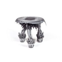 Gravity Black and White Stool for Transnatural