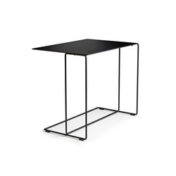Oki Beistelltisch | Side tables | Walter K.