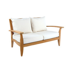 Ipanema Settee | with armrests | Kingsley Bate