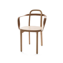 Siro+ | Chair with Armrests | oak | Chairs | Woodnotes