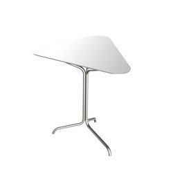Accessories | Triangle Side Table Low | Tabletop free form | Viteo