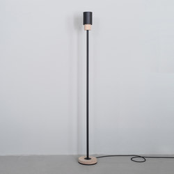 SO5 Floor Lamp | Lámparas de pie | +kouple