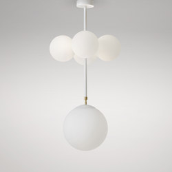 Axis 4 globes | Suspended lights | Atelier Areti