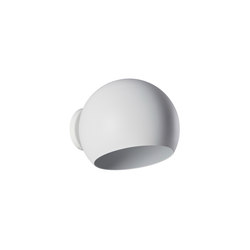 Tilt Globe Wall Short white | Lámparas de pared | Nyta