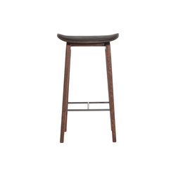 NY11 Bar Chair, Dark Stained - Premium Leather Black, Low 65 cm | Bar stools | NORR11