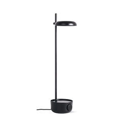 Focal LED Lamp with USB Port | Table lights | Design Within Reach