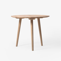 In Between SK3 Oiled Oak | Bistro tables | &TRADITION