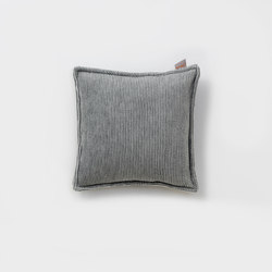 Site Soft | Checks outdoor cushion |  | Warli