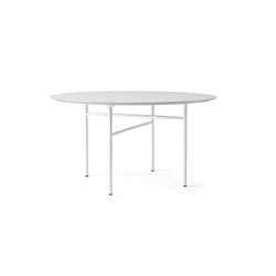 Snaregade Dining Table | Round Ø138 cm Light Grey/Mushroom | Dining tables | MENU