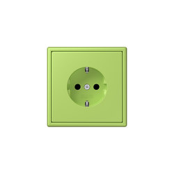 LS 990 in Les Couleurs® Le Corbusier | socket 32052 vert clair | Schuko sockets | JUNG
