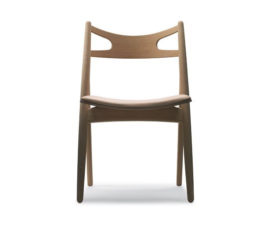 CH29 Sawbuck Chair | Chairs | Carl Hansen & Søn