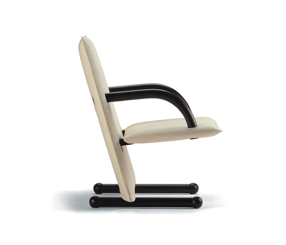 T-Line Armchair | Armchairs | ARFLEX