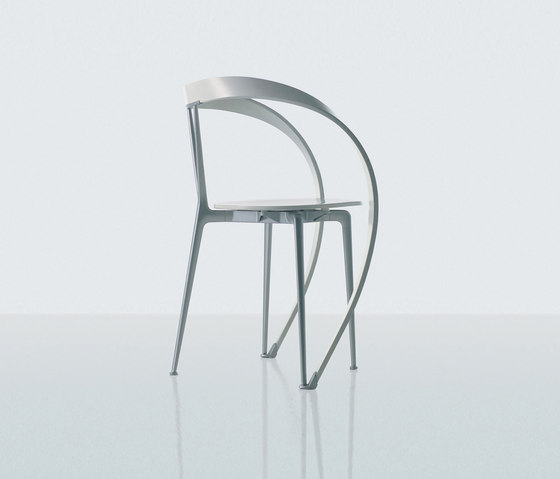 952 Revers | Chairs | Cassina