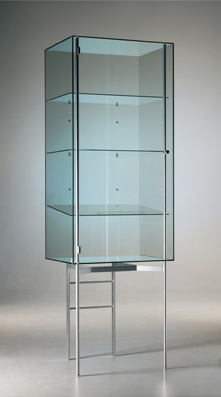 Visibile Vertical Standing by Alinea Design Objects | Display cabinets