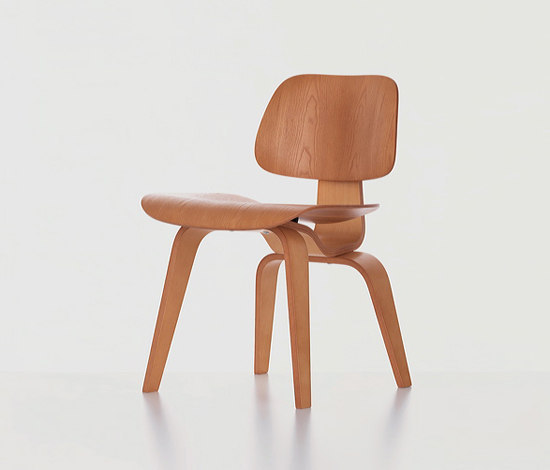 Plywood Group DCW | Chairs | Vitra