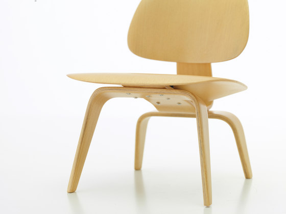 Plywood Group LCW | Armchairs | Vitra