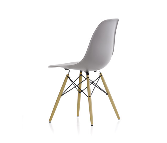 Eames Plastic Side Chair DSW | Chairs | Vitra
