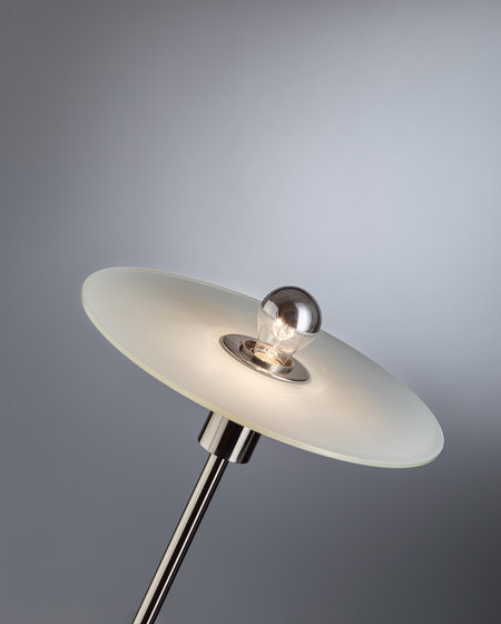 BST23 Bauhaus Floor lamp | Free-standing lights | Tecnolumen