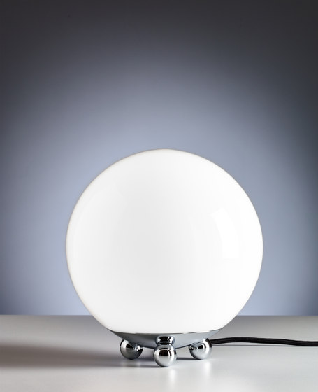 AD32 Art Déco Table lamp | Table lights | Tecnolumen