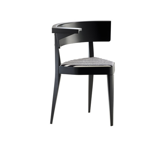 B1 Three-legged chair | Sillas | TECTA
